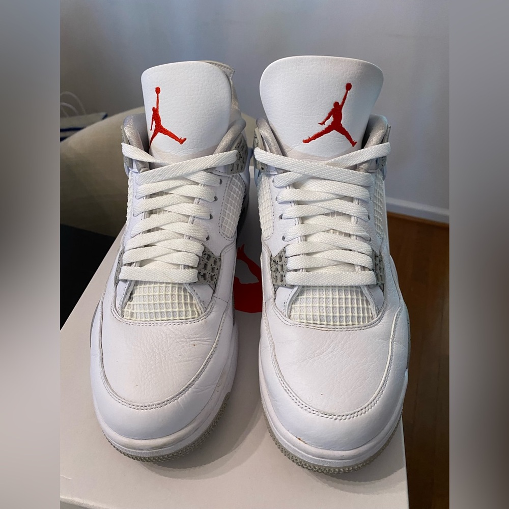 Jordan 4 Retro White Oreo 2021